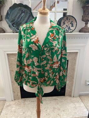 Eclair Green Floral Tie-Front Blouse with Notch Collar